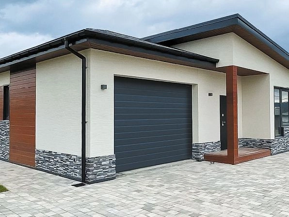 Секционные ворота 2600х2600 мм антрацитовые DoorHan RSD02, yaroslavl.doorhan.ru
